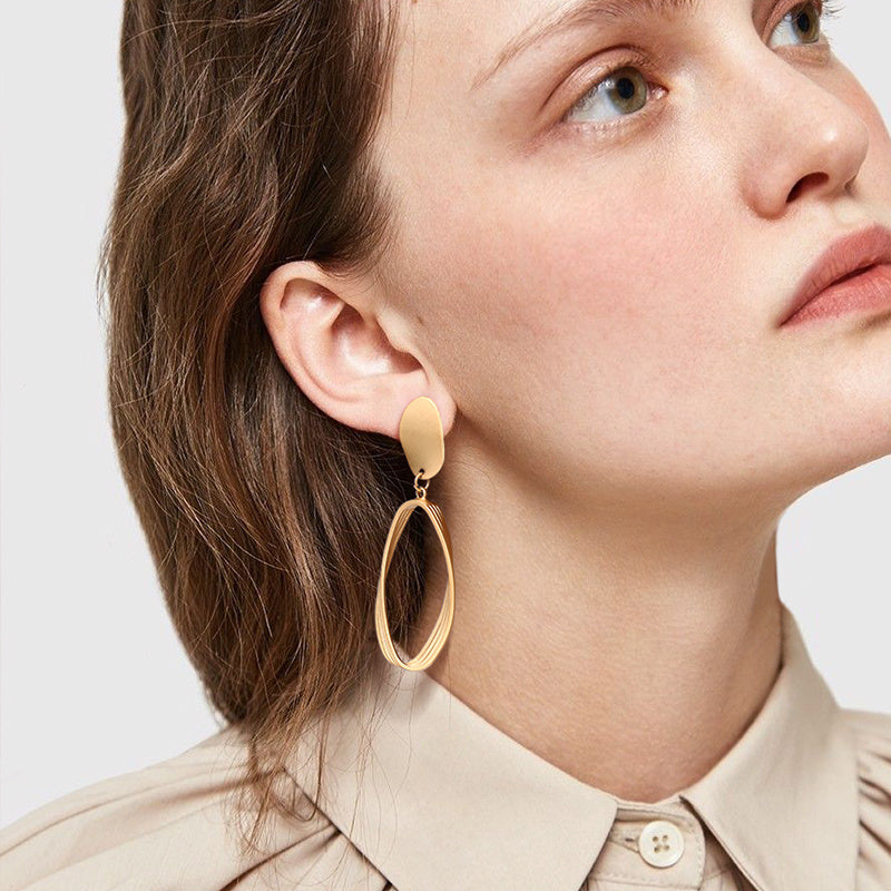 Matte metal hoop earrings