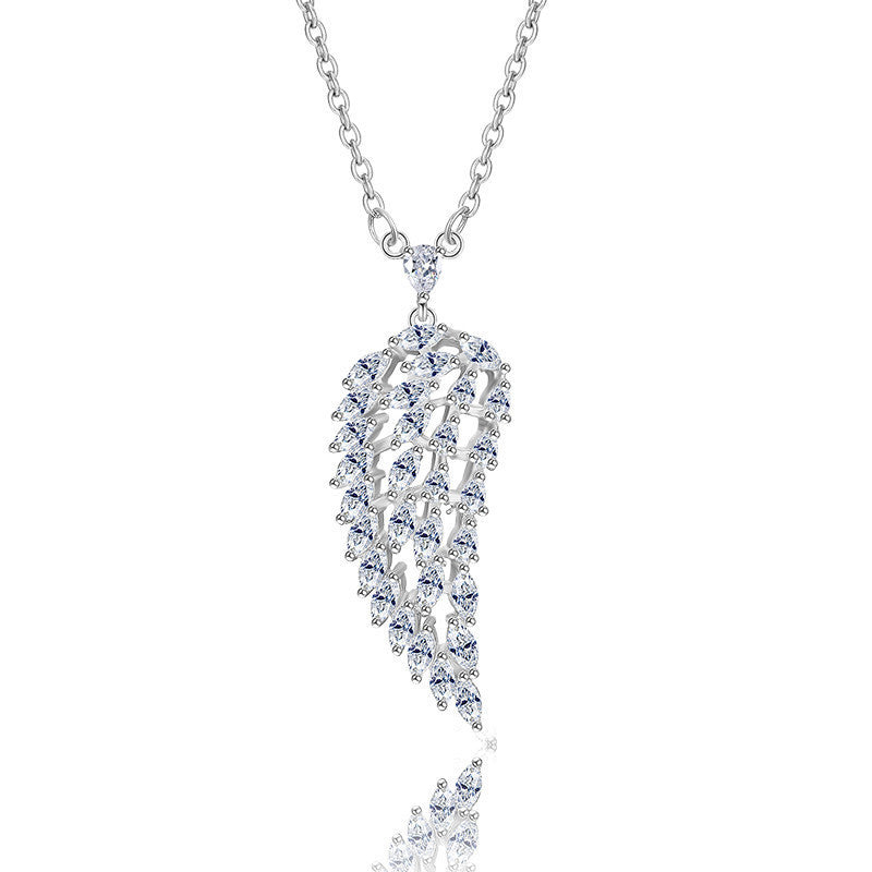 Leaf type zircon necklace