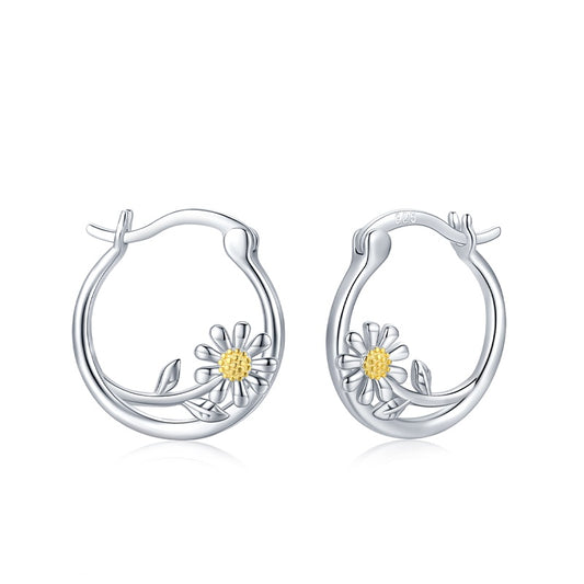 Daisy Small Huggie Hoop Earrings