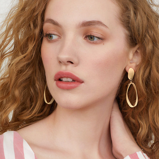 Matte metal hoop earrings