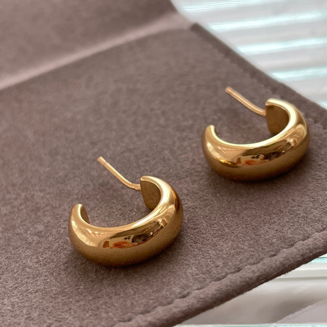 Two-Tone Vintage Hoop Earrings