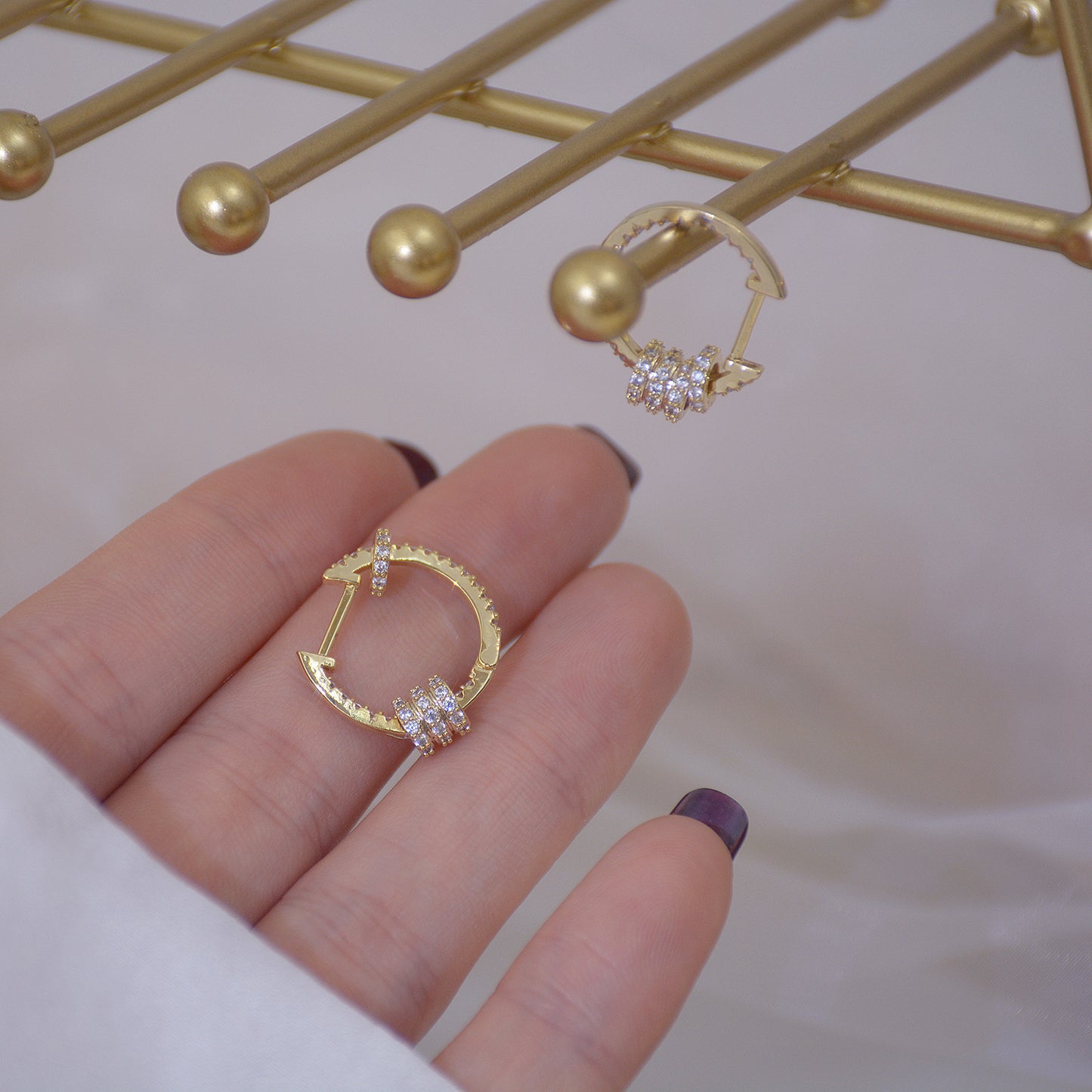 Delicate Micro-set Sparkling Hoop Earrings