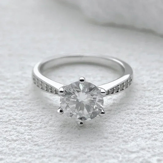 Lunaria Spark Moissanite Ring