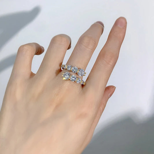 Marbella Twist Shank Moissanite Diamond Ring – 10 Stone Brilliance