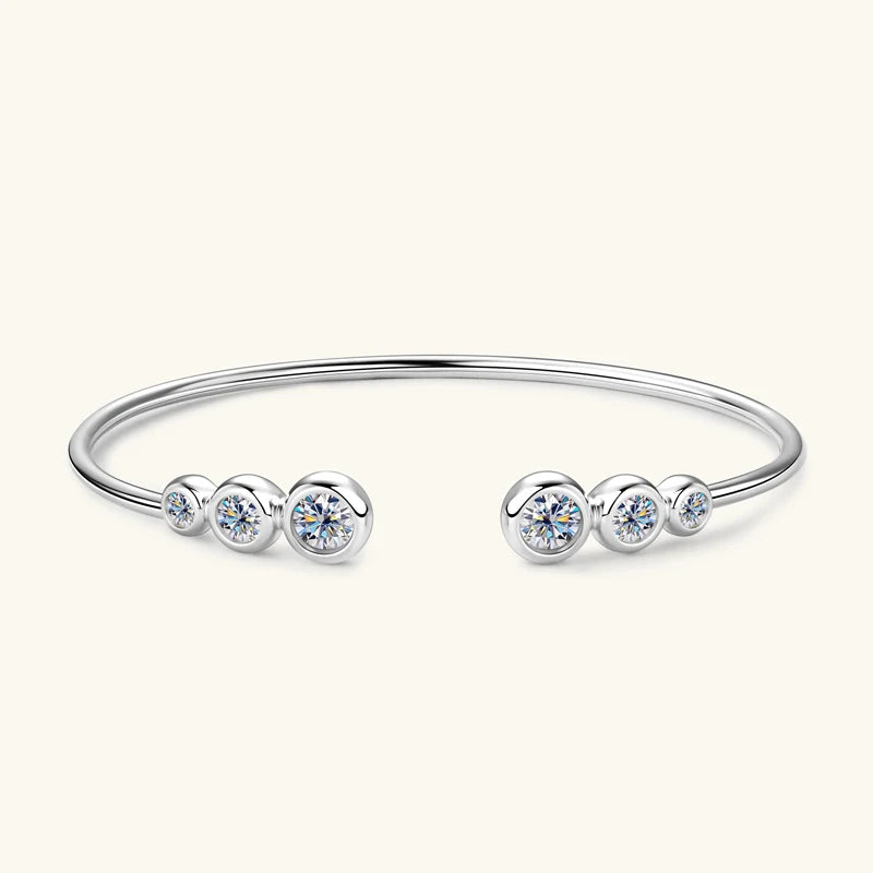 Seyra Moissanite Gradient Bangle Bracelet