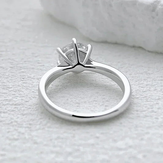 Lunaria Spark Moissanite Ring